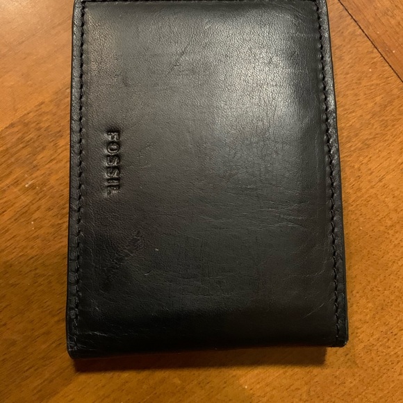 Men’s Fossil Wallet brand new without tags - Picture 2 of 3